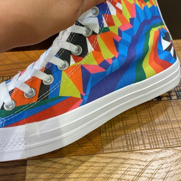 New 2021 Converse Chuck Taylor All Star Hi Pride - Picture 6 of 6